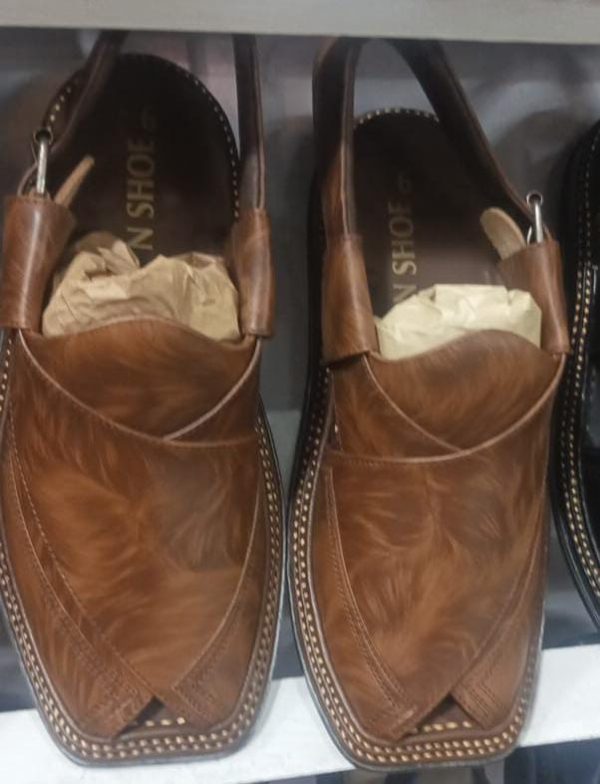 Handmade Unique Design Peshawari Leather Chappal